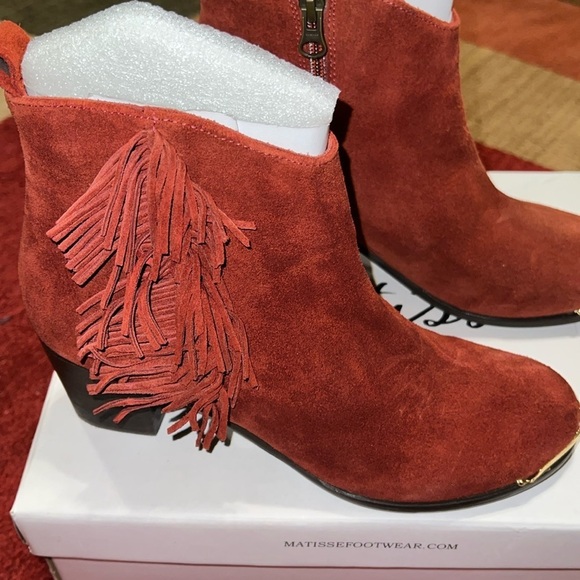 Matisse Shoes - Matisse Fringe Rust Ankle Boots 8.5 NWT